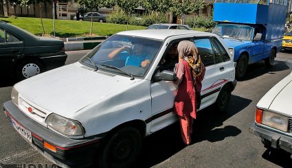 پشت چراغ قرمز + تصاویر