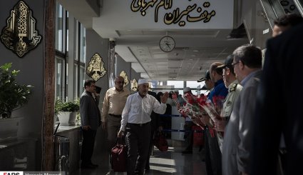 بازگشت اولین کاروان حجاج ایرانی به کشور
