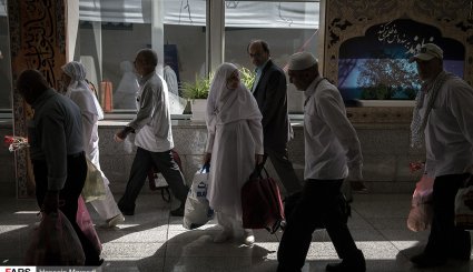 بازگشت اولین کاروان حجاج ایرانی به کشور
