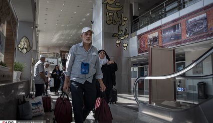 بازگشت اولین کاروان حجاج ایرانی به کشور
