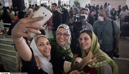 بازگشت اولین کاروان حجاج ایرانی به کشور

