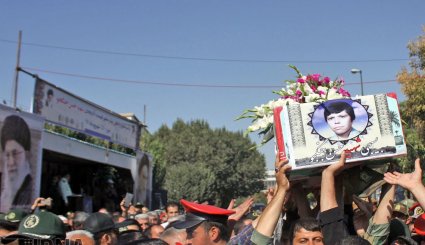 تبریز/تشییع پیکر مطهر فهمیده آذربایجان‎ + تصاویر