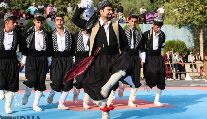 ششمین دوره جشنواره بین المللی بازی های بومی محلی در مریوان + تصاویر
