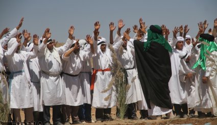 بازسازی واقعه تاریخی غدیر خم در استان خراسان جنوبی + تصاویر