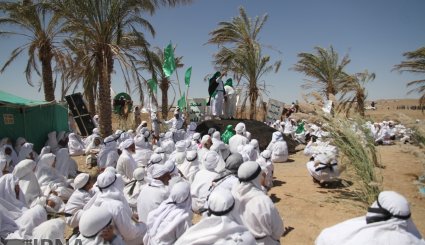 بازسازی واقعه تاریخی غدیر خم در استان خراسان جنوبی + تصاویر