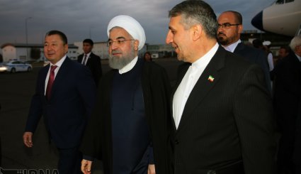 ورود رئیس جمهوری به آستانه + تصاویر