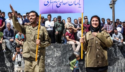 آغاز به کار دوازدهمین جشنواره بین المللی تئاتر خیابانی در مریوان + تصاویر