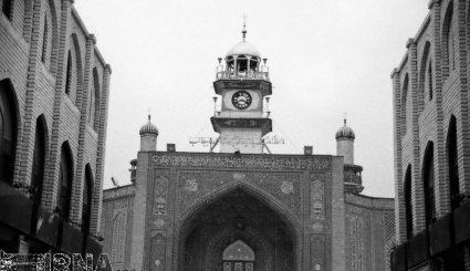 بارگاه ملکوتی حضرت امیر المومنین علی (ع) در سال 1369 + تصاویر