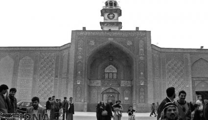 بارگاه ملکوتی حضرت امیر المومنین علی (ع) در سال 1369 + تصاویر