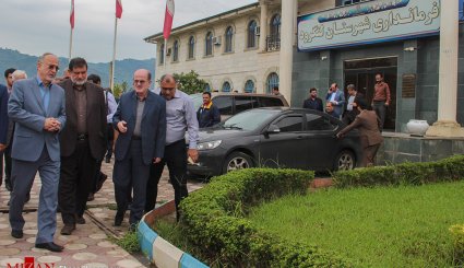 بازدید مسئولین استان گیلان از مناطق سیل زده در لنگرود
