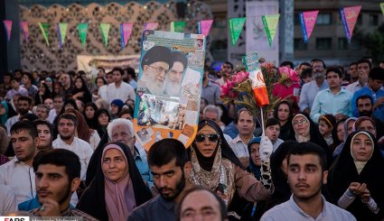 جشن بزرگ عید غدیر در میدان امام حسین ع
