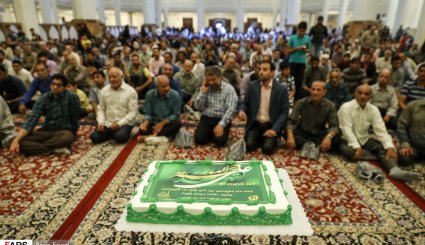 توزیع ۲۲۰۰کیلوگرم کیک در عید سعید غدیر خم
