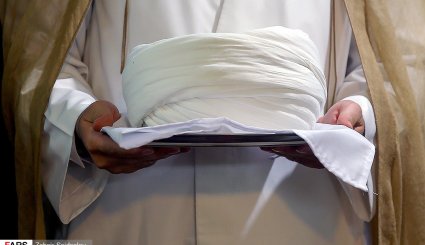 مراسم عمامه گذاری طلاب حوزه علمیه قم