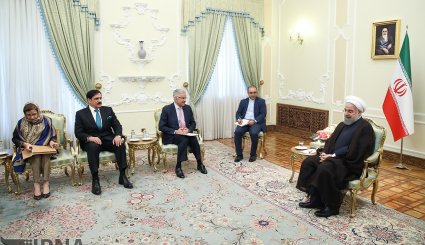 دیدار وزیر امور خارجه پاکستان با روحانی + تصاویر
