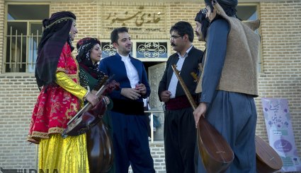 نخستین جشنواره «کهن آواهای تنبور»

