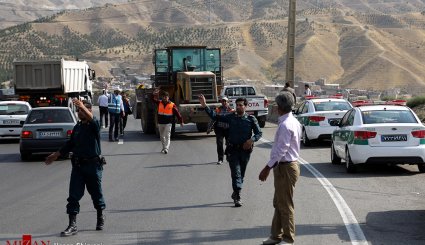 تصاویر از سقوط اتوبوس مسافربری به دره جاجرود