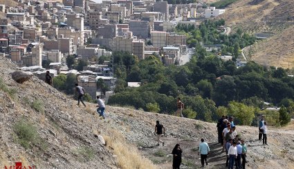 تصاویر از سقوط اتوبوس مسافربری به دره جاجرود