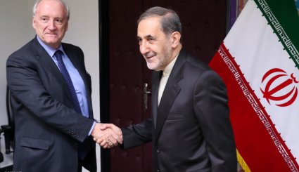 دیدار رئیس دانشگاه ملی استرالیا با علی اکبر ولایتی