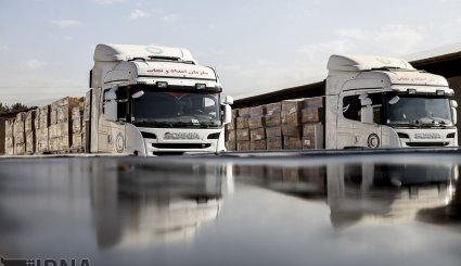 ارسال نخستین محموله کمک های هلال احمر به آوارگان میانمار + تصاویر