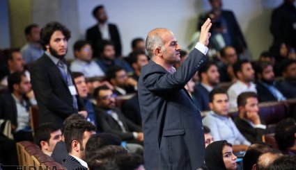 نخستین همایش ملی جوانان، توسعه و تعالی ایران + تصاویر
