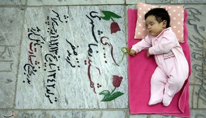 غبار روبی و رنگ آمیزی مزار شهدا - مشهد + تصاویر