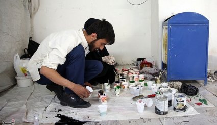 غبار روبی و رنگ آمیزی مزار شهدا - مشهد + تصاویر