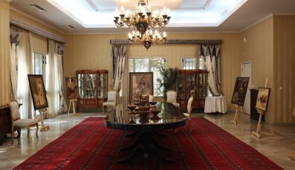 نمایشگاه آثار معرق ایرانی و اجرای موسیقی کره‌ جنوبی
