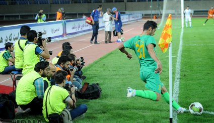 افتتاح ورزشگاه امام رضا ع / دیدار تیم های منتخب مشهد و کربلا

