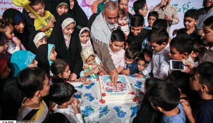 جشن تولد فرزندان شهدای مدافع حرم