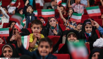 جشن تولد فرزندان شهدای مدافع حرم