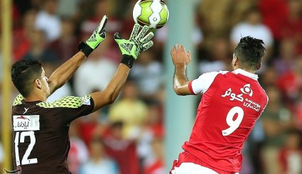 دیدار تیم‌های فوتبال پرسپولیس و پیکان- تصاویر
