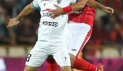 دیدار تیم‌های فوتبال پرسپولیس و پیکان- تصاویر