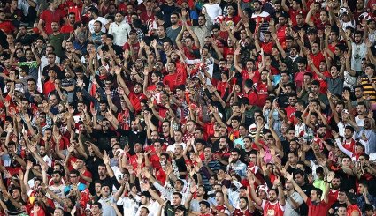 دیدار تیم‌های فوتبال پرسپولیس و پیکان- تصاویر