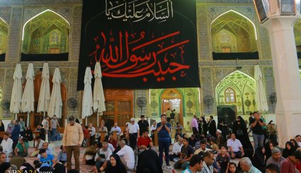 سیاه پوش کردن حرم امام علی ع