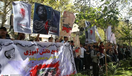 تجمع دانش آموزان مقابل سازمان ملل در اعتراض به نسل کشی کودکان میانمار