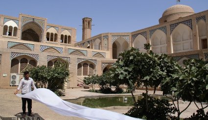 مسجد آقابزرگ کاشان