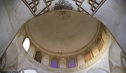 مسجد آقابزرگ کاشان