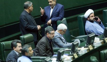 حاشیه‌های جلسه امروز مجلس شورای اسلامی