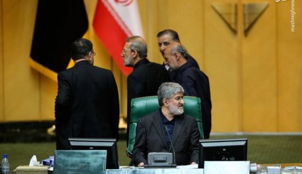 حاشیه‌های جلسه امروز مجلس شورای اسلامی