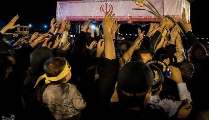 تصاویر ورود پیکر شهید مدافع حرم محسن حججی به کشور