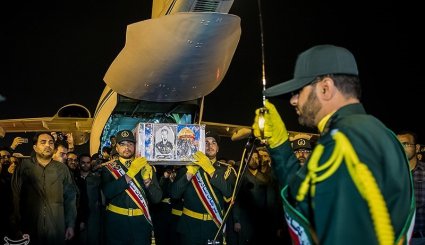 تصاویر ورود پیکر شهید مدافع حرم محسن حججی به کشور