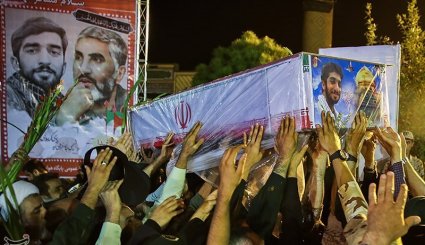 تصاویر ورود پیکر شهید مدافع حرم محسن حججی به کشور