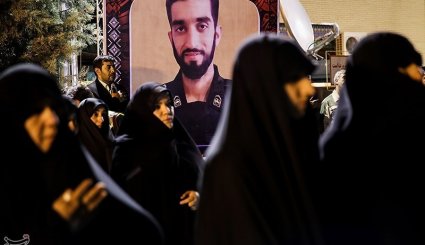 تصاویر ورود پیکر شهید مدافع حرم محسن حججی به کشور