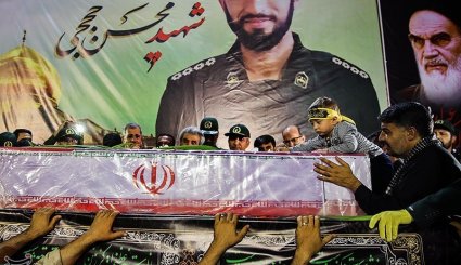 تصاویر ورود پیکر شهید مدافع حرم محسن حججی به کشور