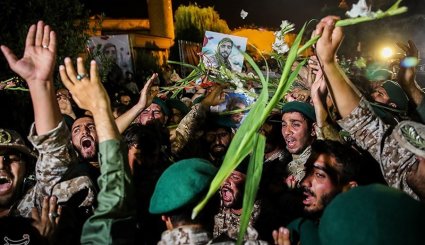 تصاویر ورود پیکر شهید مدافع حرم محسن حججی به کشور