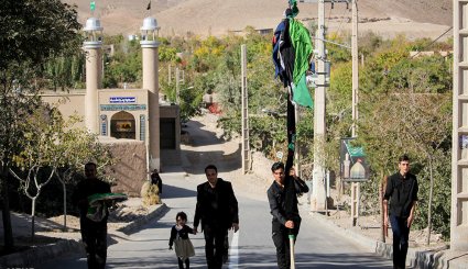 آیین سنتی علم بندان در روستای درخش