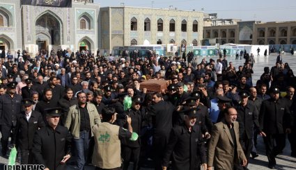 وداع با پیکر شهید حججی در حرم مطهر رضوی