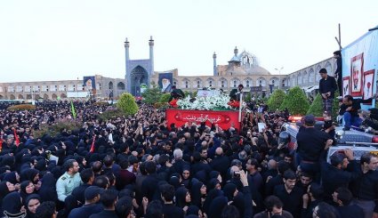 وداع با پیکر شهید محسن حججی در اصفهان + تصاویر