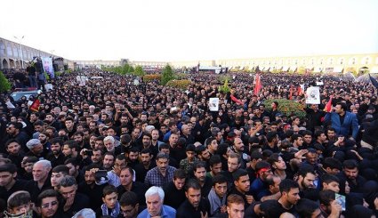 وداع با پیکر شهید محسن حججی در اصفهان + تصاویر