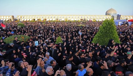 وداع با پیکر شهید محسن حججی در اصفهان + تصاویر